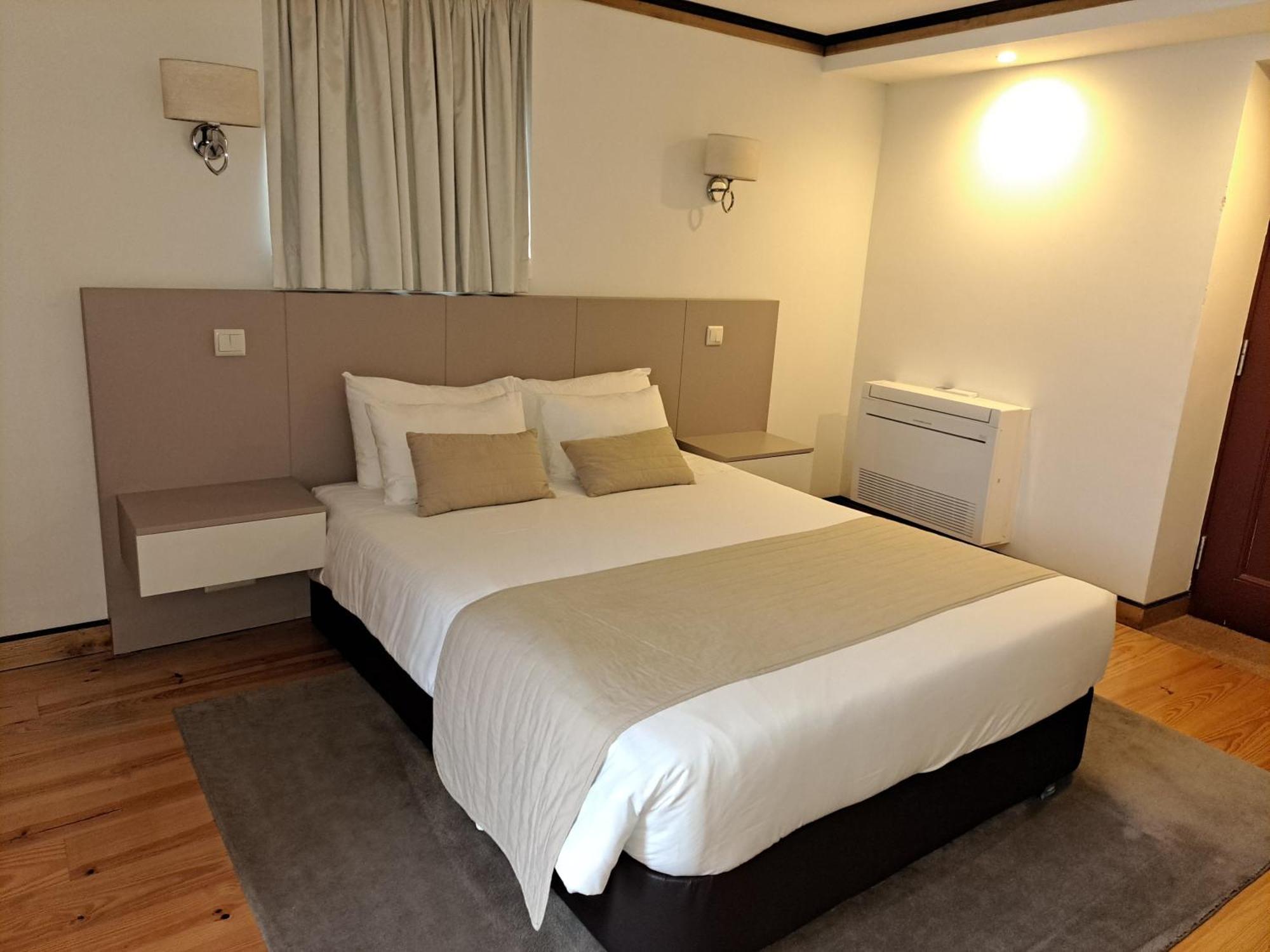 Casa Cachada Guest House Braga Ngoại thất bức ảnh