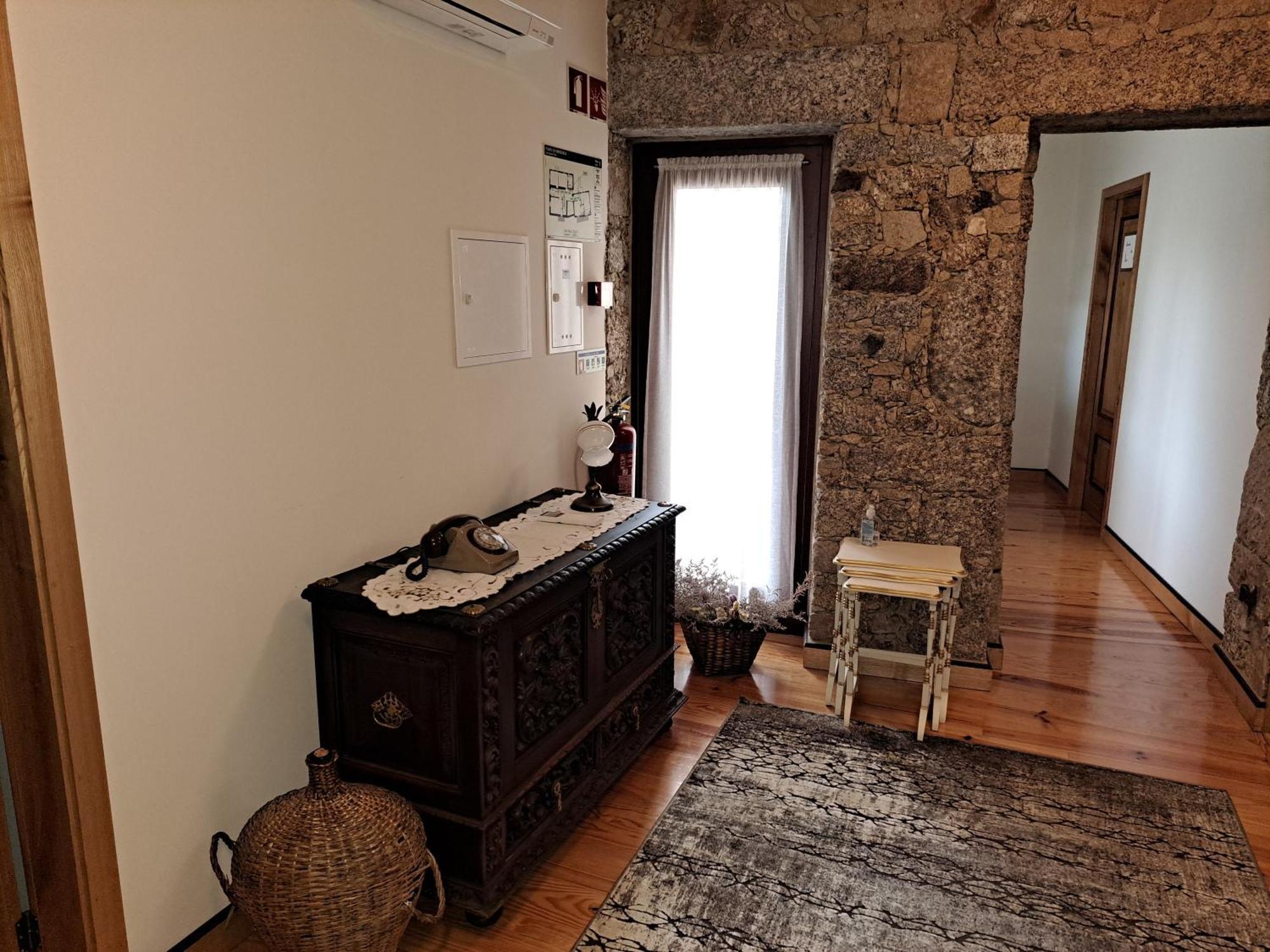 Casa Cachada Guest House Braga Ngoại thất bức ảnh