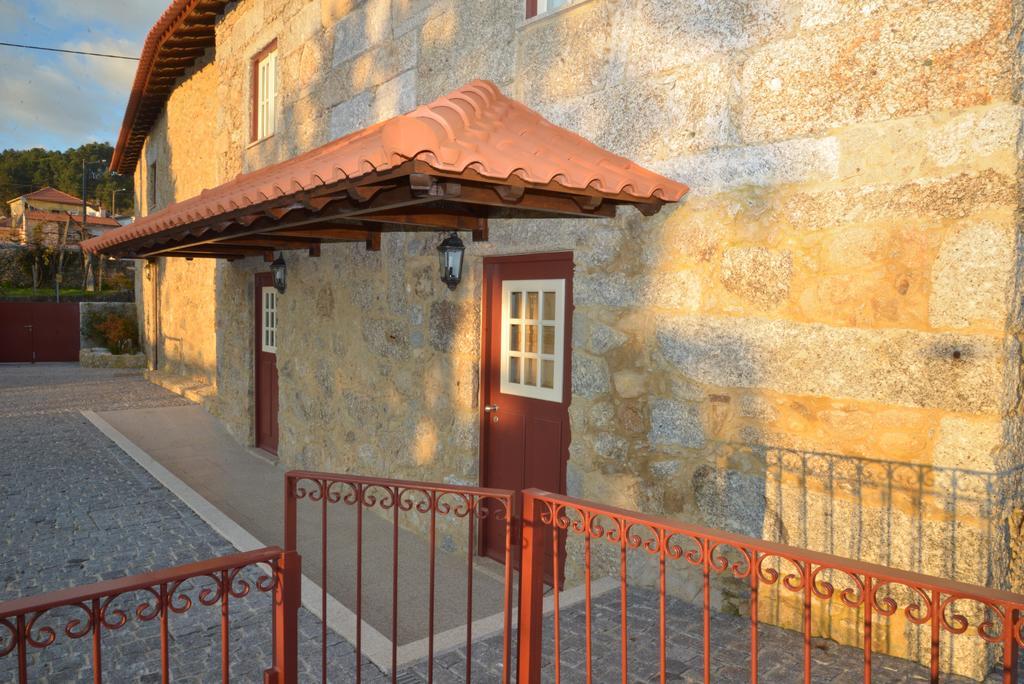 Casa Cachada Guest House Braga Ngoại thất bức ảnh